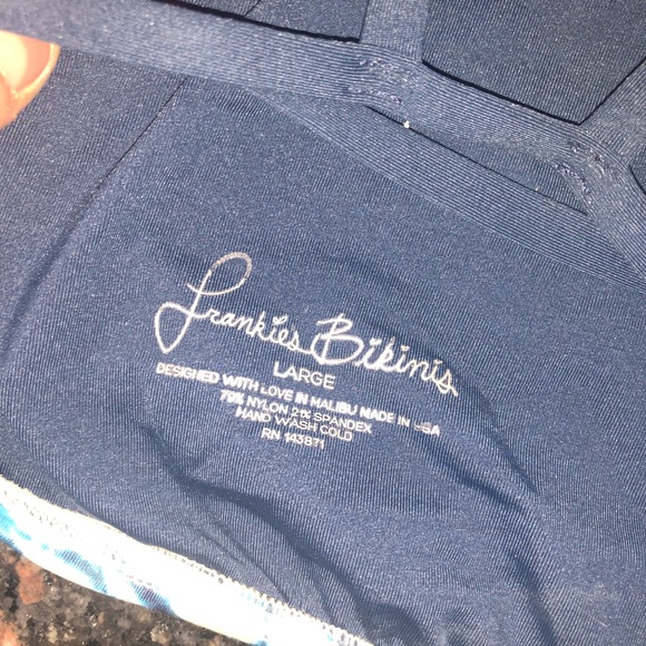 COPY - Frankie’s bikinis strappy top - Picture 2 of 6